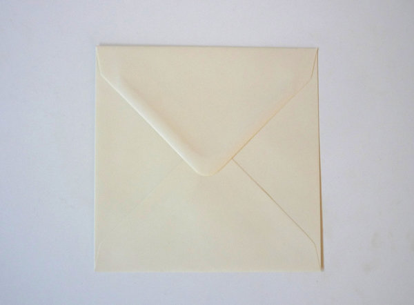 10 Briefumschläge quadratisch creme-pastell 14,0 x 14,0 cm