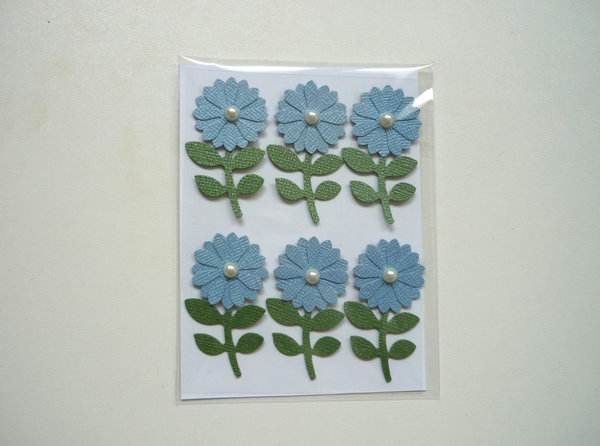 6 x Kartendeko Blüte hellblau mit Blatt selbstklebend
