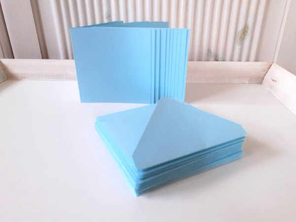 10 kleine Doppelkarten quadratisch natur 10x10 cm mit passenden Kuverts